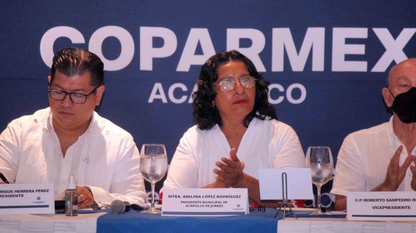 “Juntos podemos levantar a Acapulco”, dice Abelina López a empresarios de Coparmex