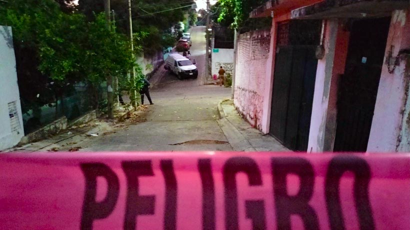 Abandonan el cuerpo de una mujer en la Juan R. Escudero de Acapulco