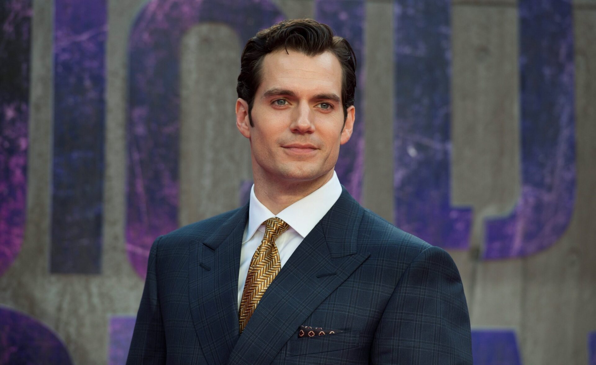 Eligen a Henry Cavill como el segundo hombre más guapo del mundo; ¿quién es el primero?