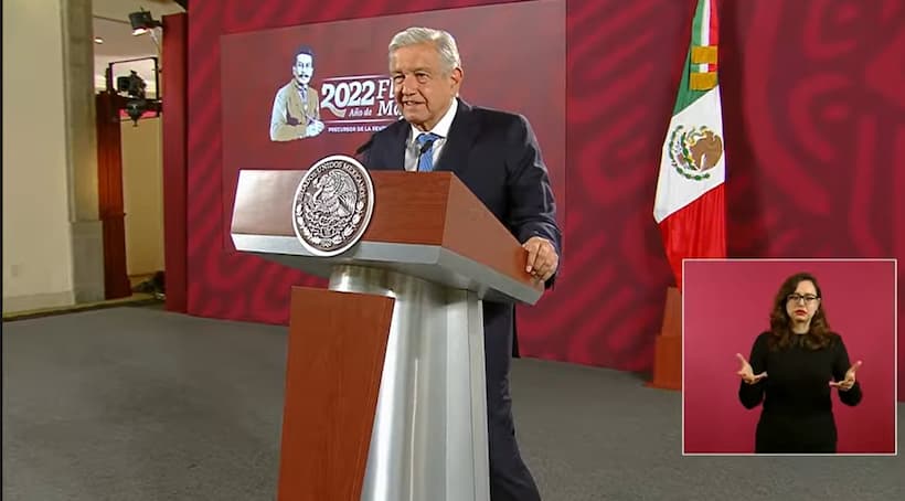 Hay intereses ocultos en actos de vandalismo por Ayotzinapa: AMLO