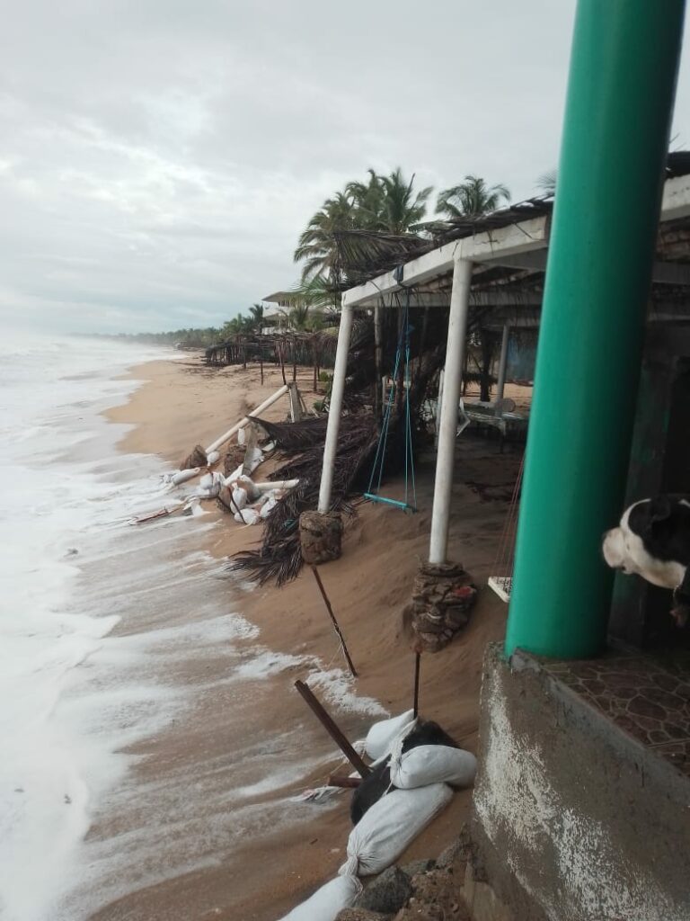 Se espera que la Tormenta Tropical toque tierra en las próximas horas 