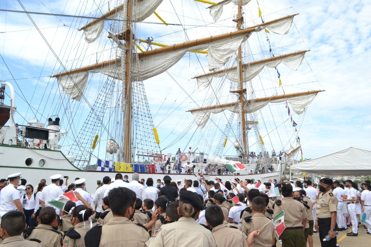 Conmemoran el 40 aniversario del Buque Escuela Cuauhtémoc