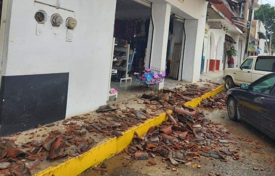 Declaran Coalcomán en estado de emergencia por sismo de 7.7 grados