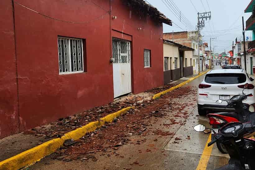 Suman 986 las réplicas del sismo de 7.7 grados en Michoacán