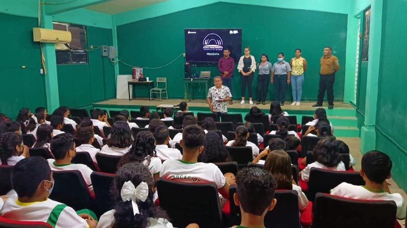 Dan curso sobre Ley Olimpia a adolescentes de Acapulco