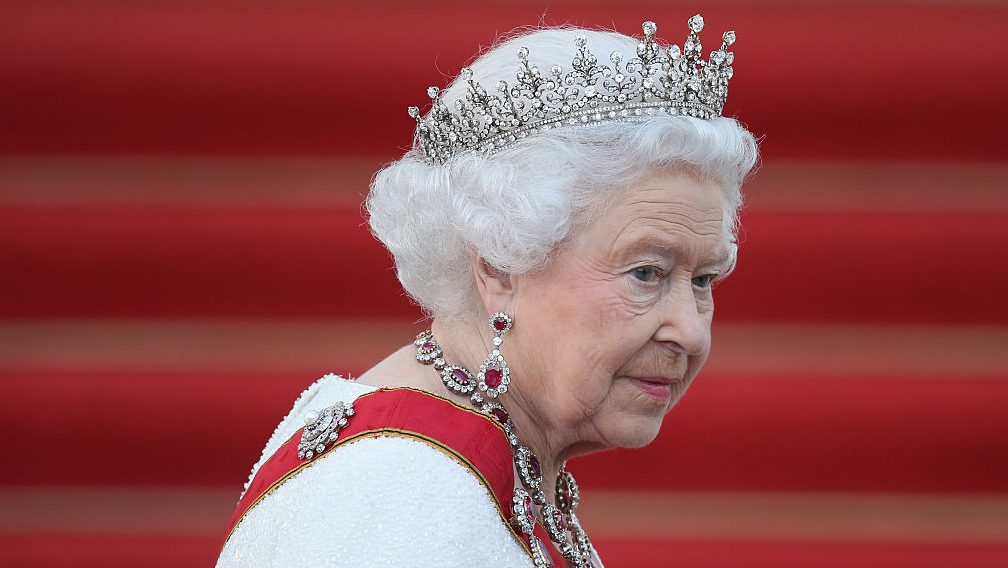 Hacen público el certificado de defunción de la Reina Isabel II
