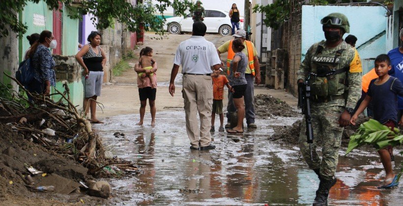 Dejó tromba daños en 143 casas de Acapulco