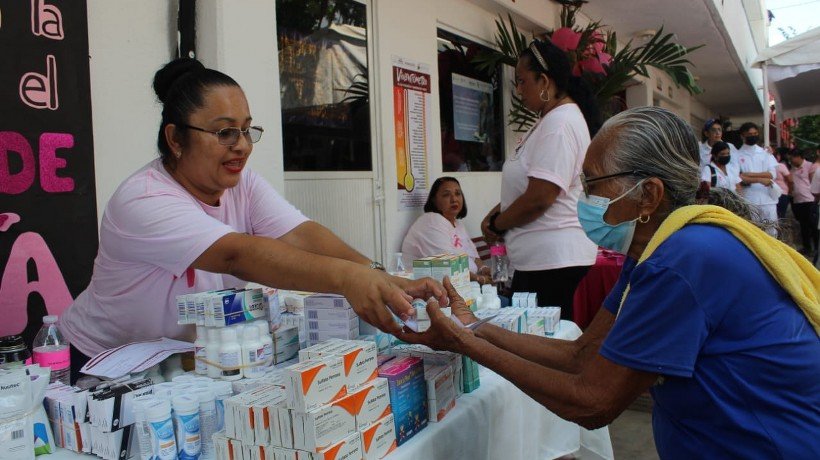 Ofrece DIF Acapulco servicios médicos gratuitos en Hogar Moderno