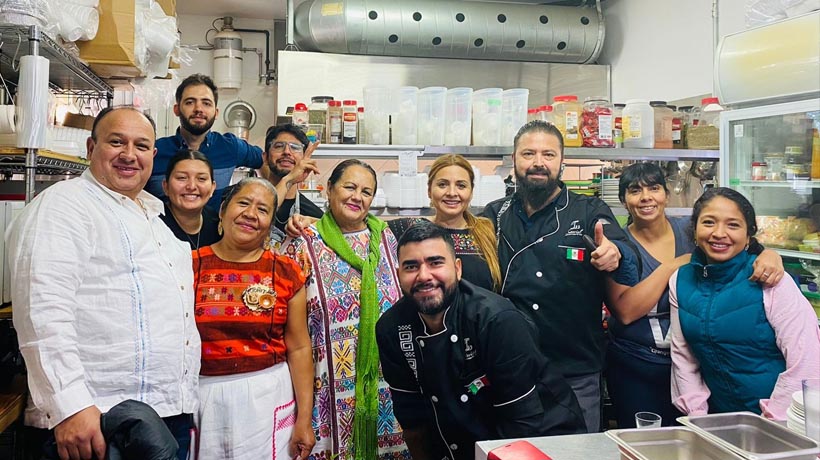 Participan cocineras guerrerenses en evento cultural en Canadá