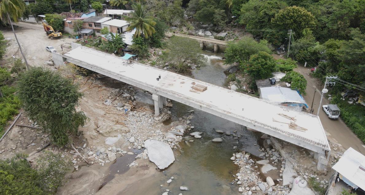 Lleva avance de 87% puente en Tierra Colorada, Guerrero