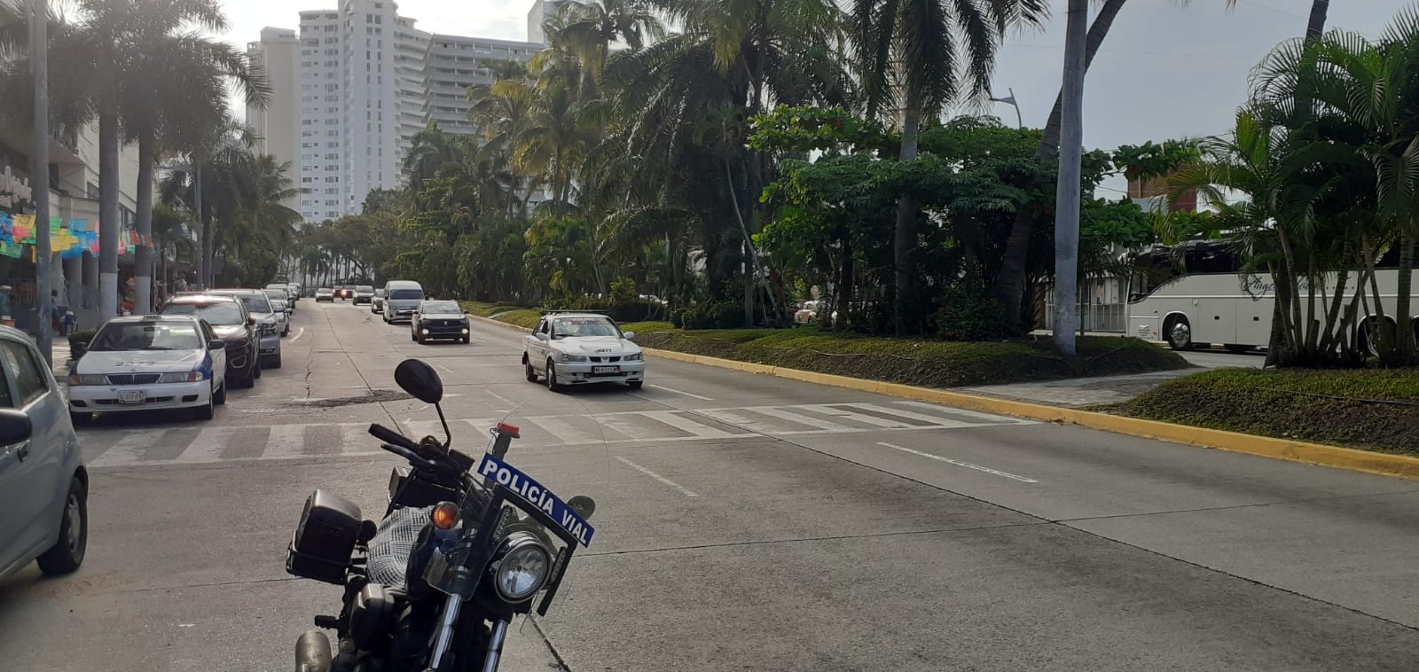 Piden no usar auto por Carnaval Acapulco; la Costera estará cerrada