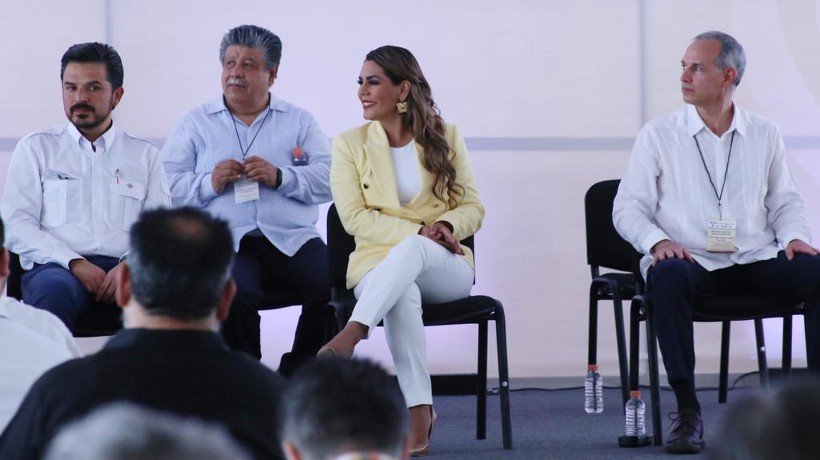 Inaugura Evelyn Salgado la Reunión Nacional de Salud Pública en Guerrerp