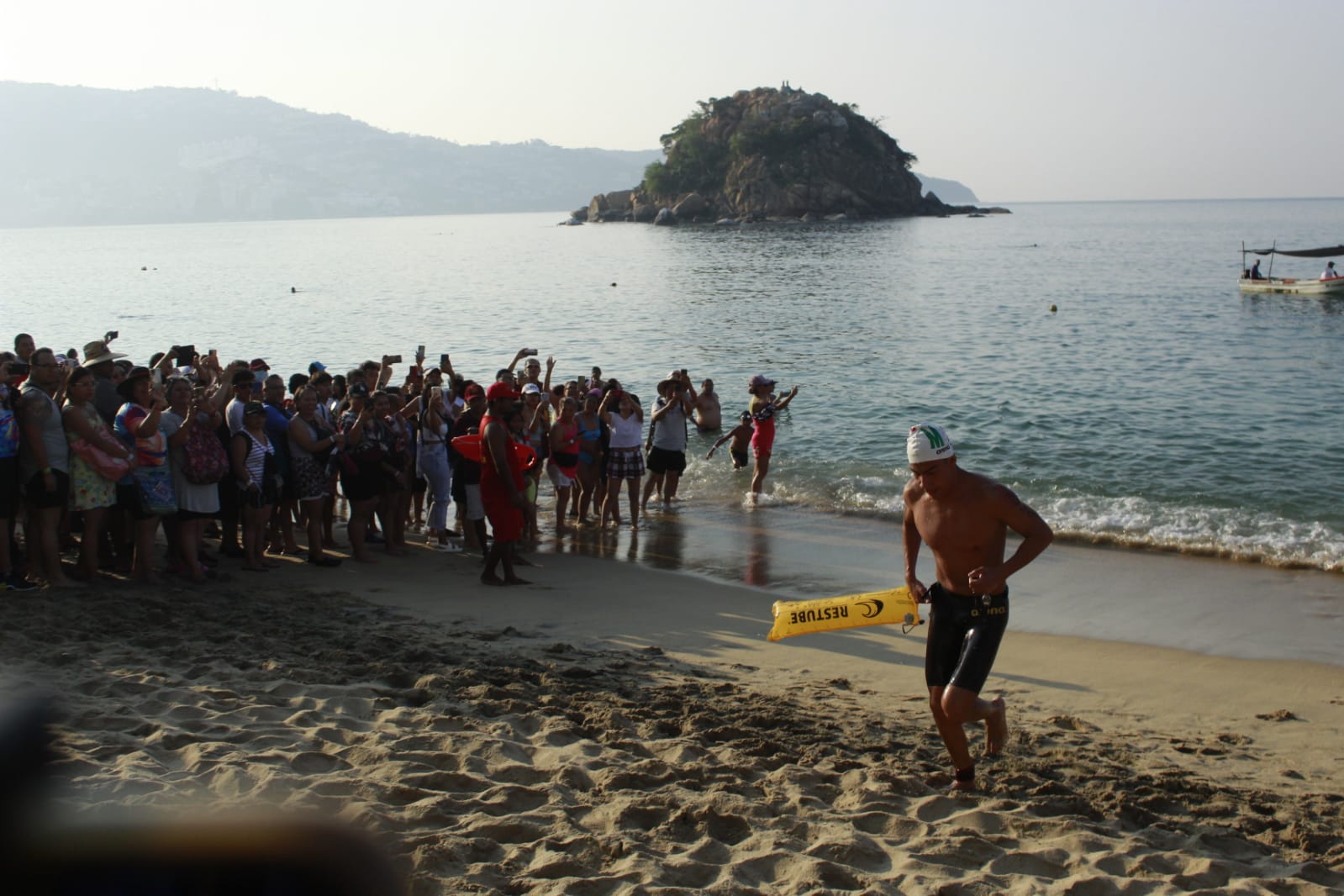 Apuesta Acapulco por el Turismo Deportivo