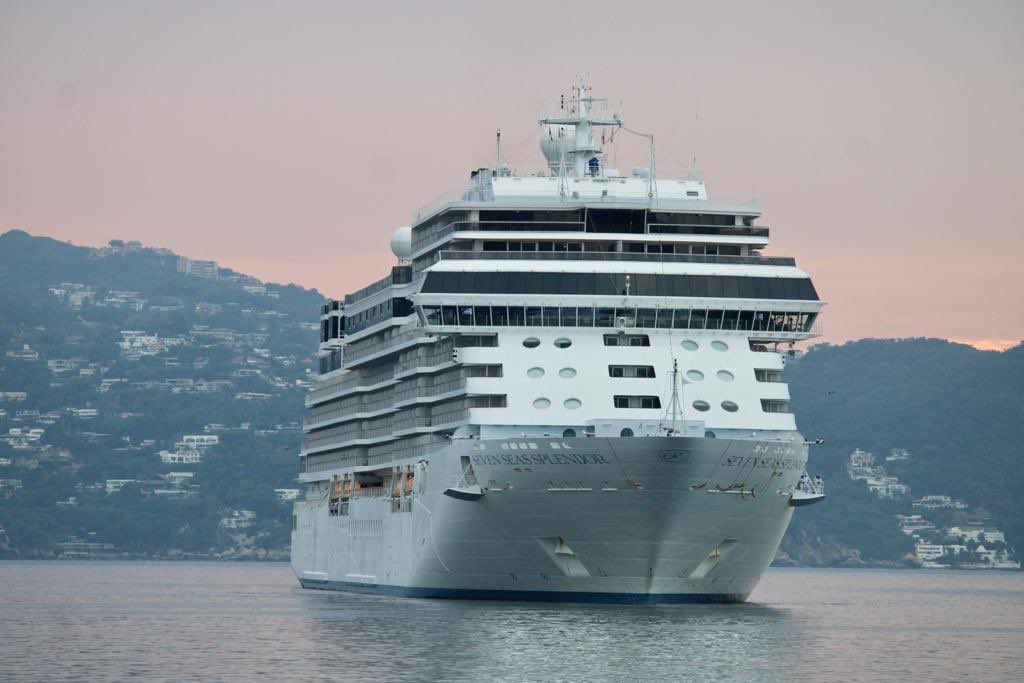 Recibe Acapulco al Seven Seas Splendor, último crucero del 2022