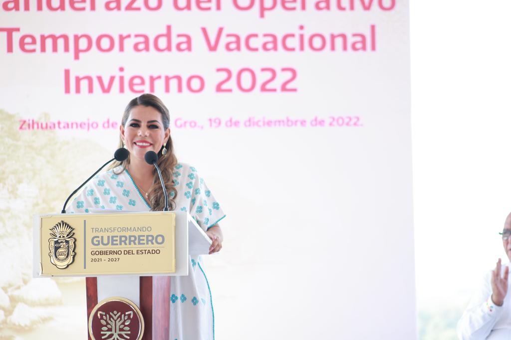 Da inicio Evelyn Salgado a operativo de invierno en Zihuatanejo