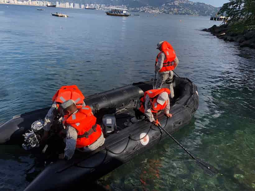 Con operativos marítimos refuerzan GN y Sedena seguridad en Acapulco
