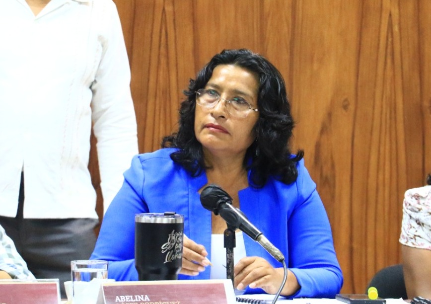 Encabeza Abelina López ranking de mejores alcaldes de Guerrero
