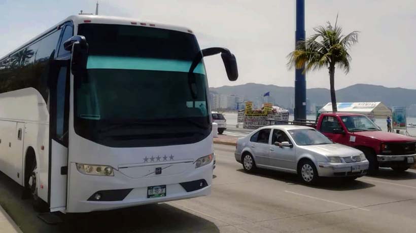 Huracán John: Ofrece Estrella de Oro viajes gratuitos Acapulco-Chilpancingo