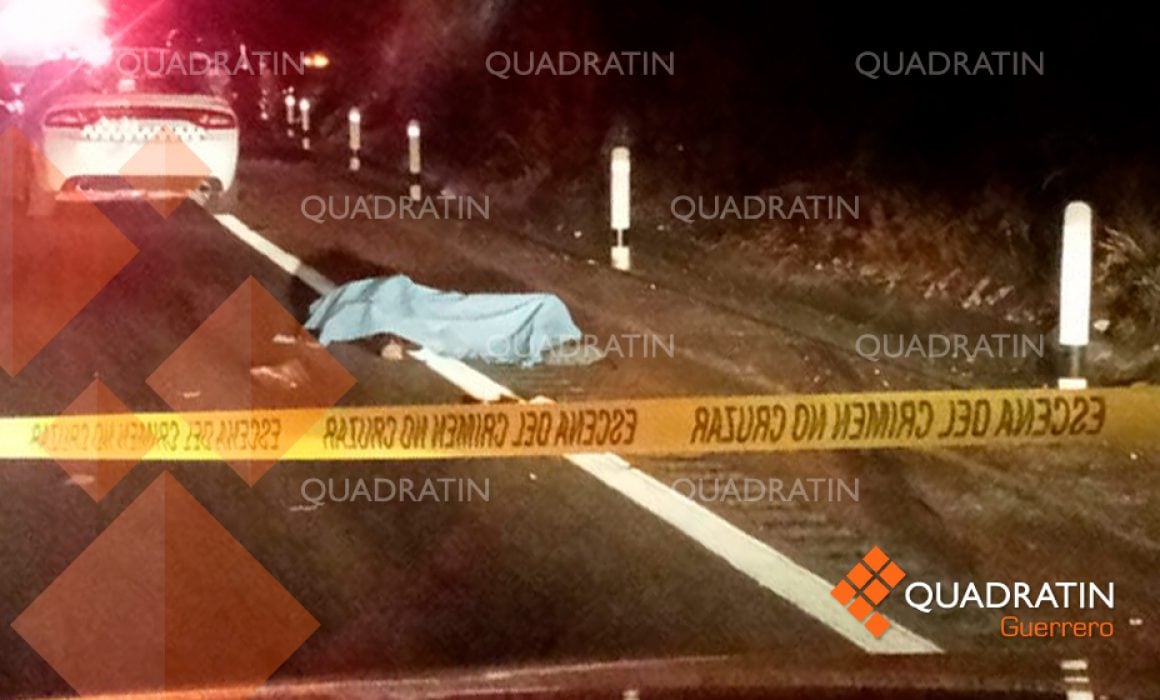 Fallece motociclista en la Autopista del Sol; chocó contra una vaca