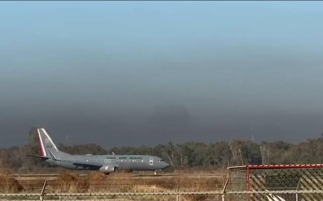 Llegan aviones de la Fuerza Aérea a Culiacán y los reciben con disparos