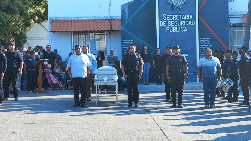 Despiden en Acapulco a mando policíaco asesinado