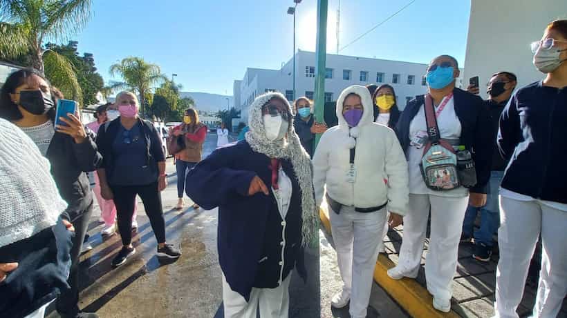 Cierran enfermeras acceso al Hospital General de Chilpancingo