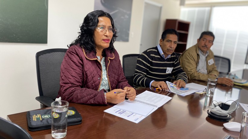 Busca Abelina López recursos para reemplazar colector Manzanillo-Caleta