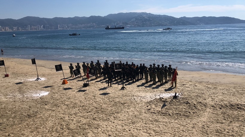 Implementa Marina demostraciones en playas de Acapulco