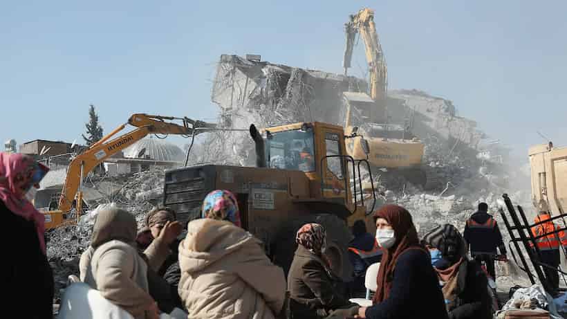Asciende a 35 mil 418 cifra de víctimas por terremoto en Turquía y Siria