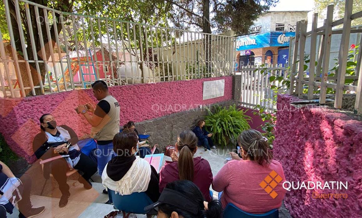 Paran labores trabajadores de Centro de Atención Infantil en Chilpancingo