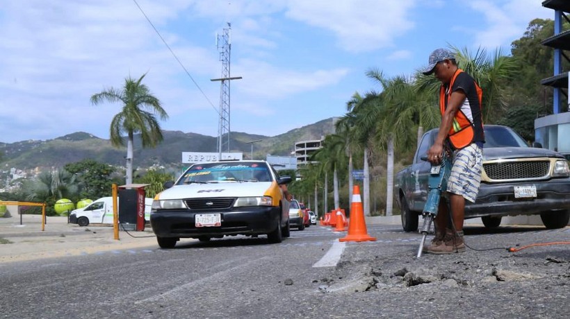 Rehabilita gobierno de Guerrero la avenida Escénica de Acapulco