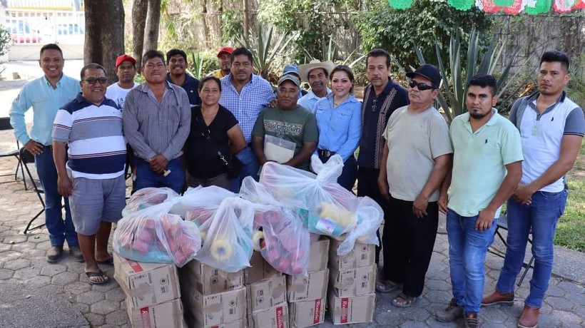 Entregan herramientas a pescadores de Eduardo Neri y Cocula