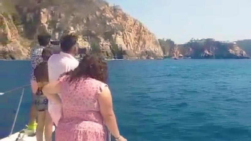 VIDEO: Captan ballena bebé junto a su madre en Acapulco