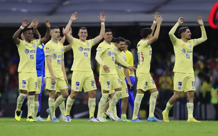 América conserva el invicto; venció 2-1a Necaxa en el Azteca