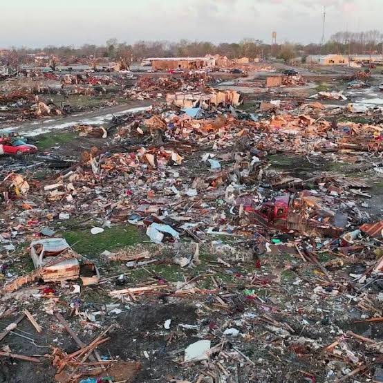 Mueren 23 personas por tornado en Misisipi