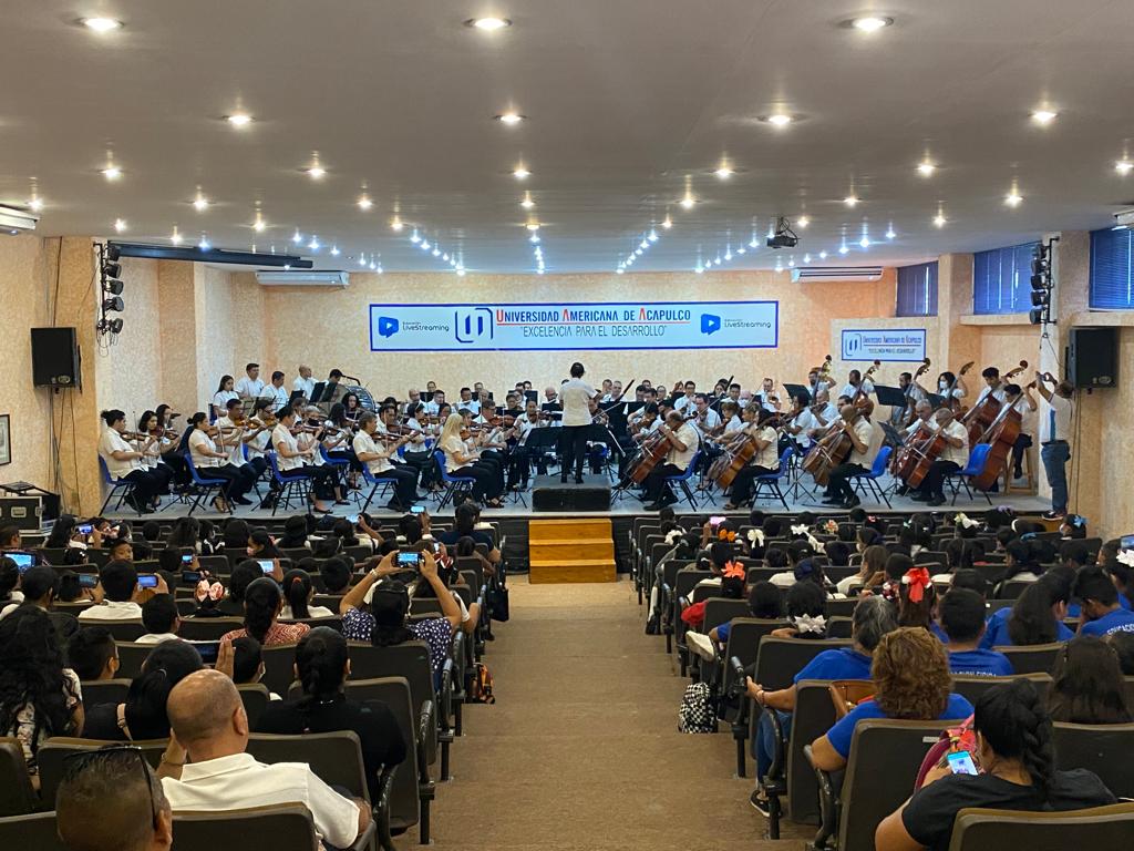 Asisten cientos de niños a conciertos didácticos de la OFA