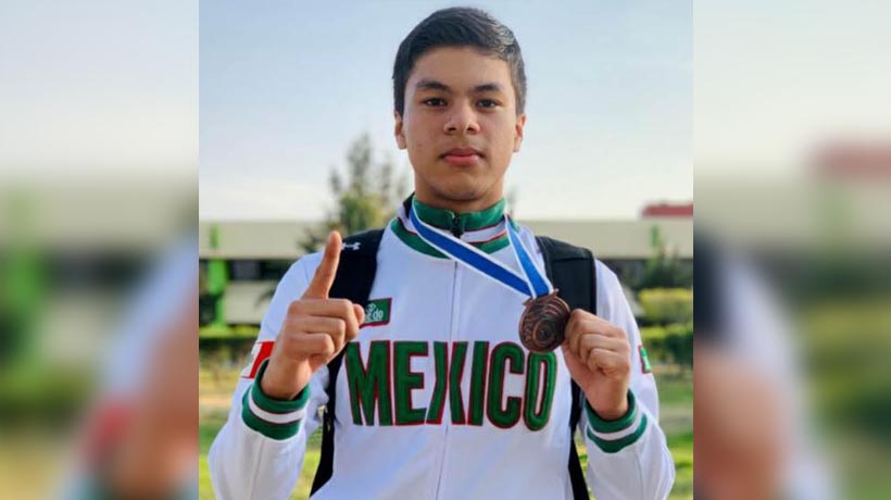 Joven acapulqueño se proclama campeón regional de Taekwondo