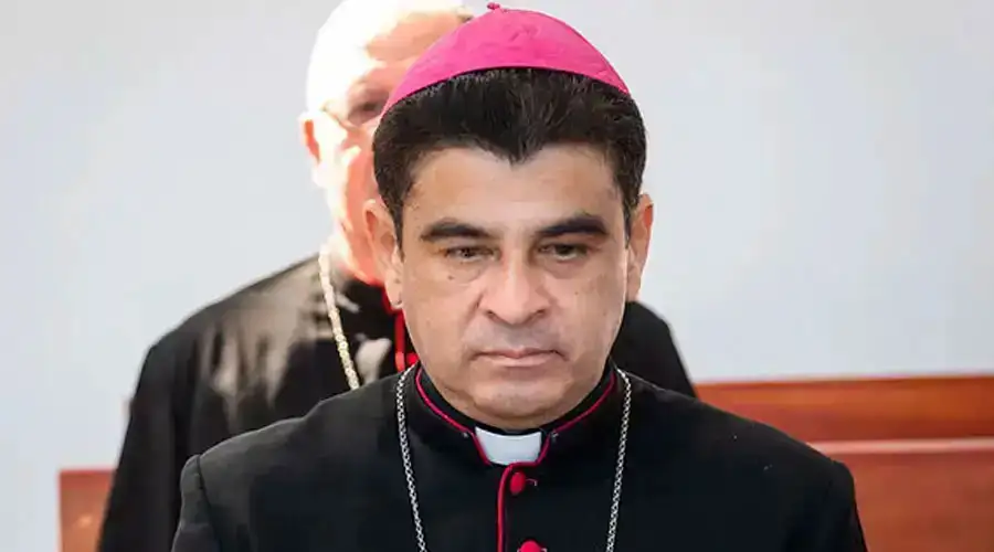 Oculta Nicaragua estado del obispo Rolando Álvarez