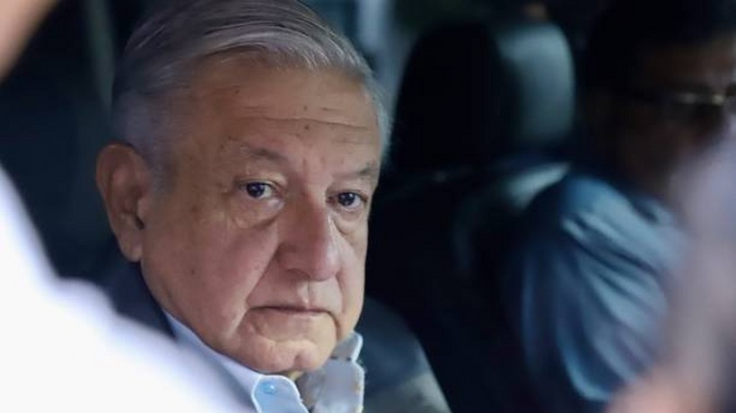 Lanza AMLO duro tuit contra los Estados Unidos