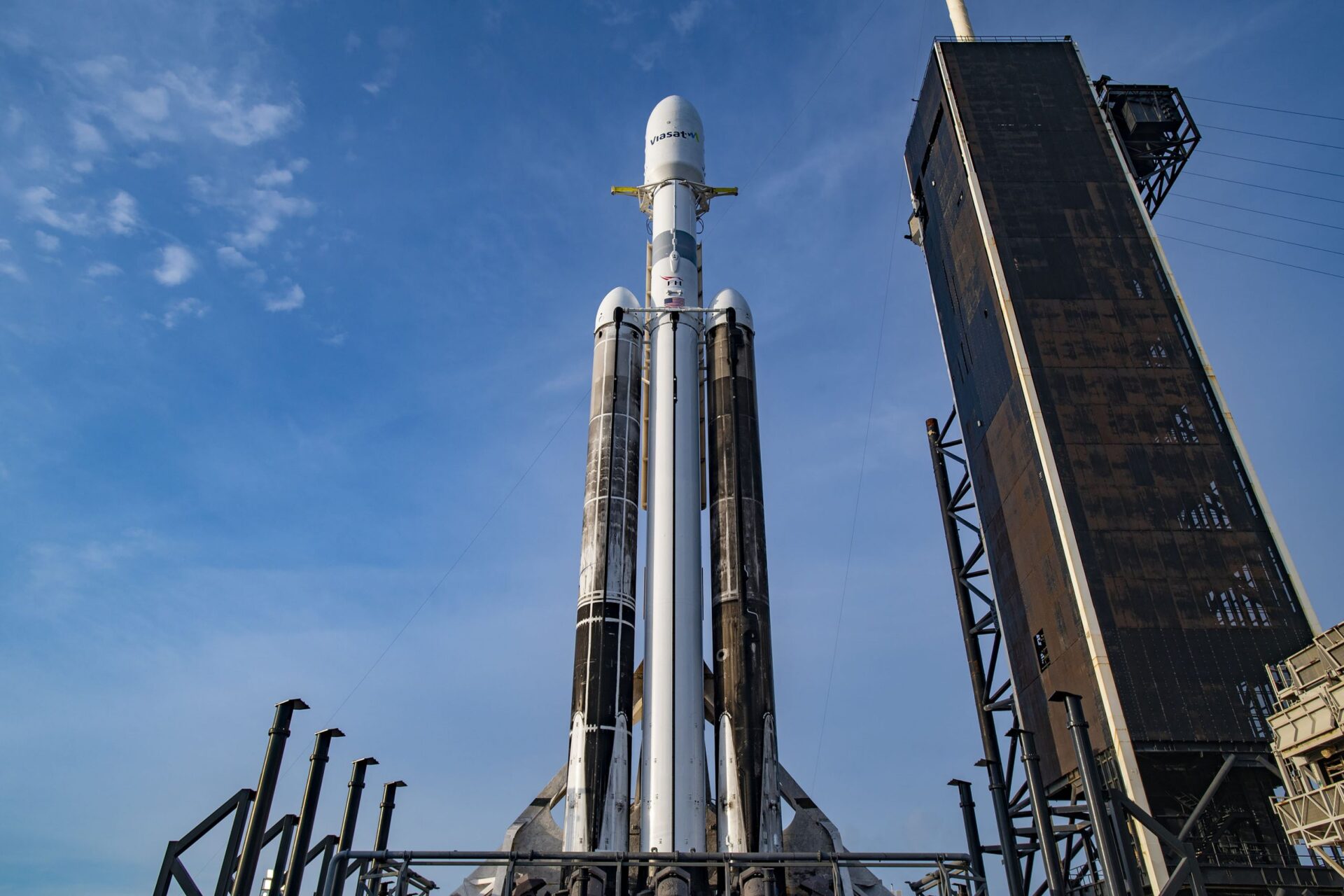 Lanzarán nuevamente el cometa Falcon 9 Heavy