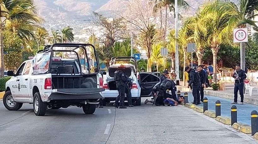 Sube a 2 muertos por balacera en Caleta de Acapulco; hay 4 detenidos