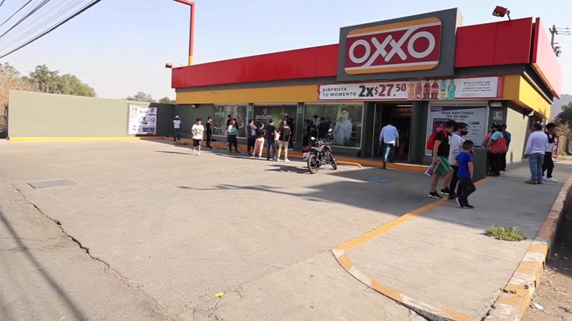 VIDEO: Este es el Oxxo más peligroso de México