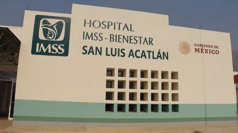 Supervisan unidades médicas en Costa Chica para su próxima apertura