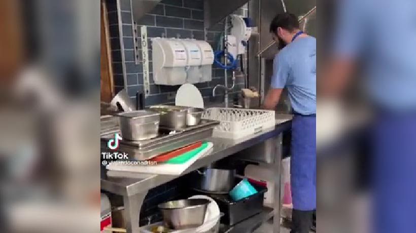 VIDEO: Migrante gana más de 80 mil pesos al mes lavando platos en Suiza