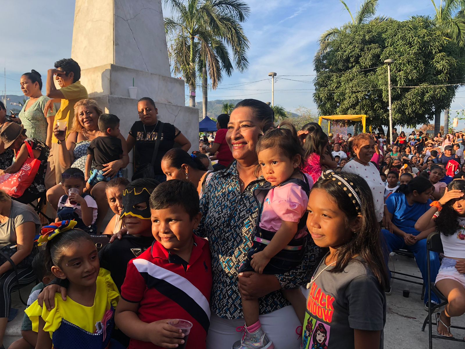 Una sociedad que ayuda a crecer a los niños es una sociedad en paz: Abelina López