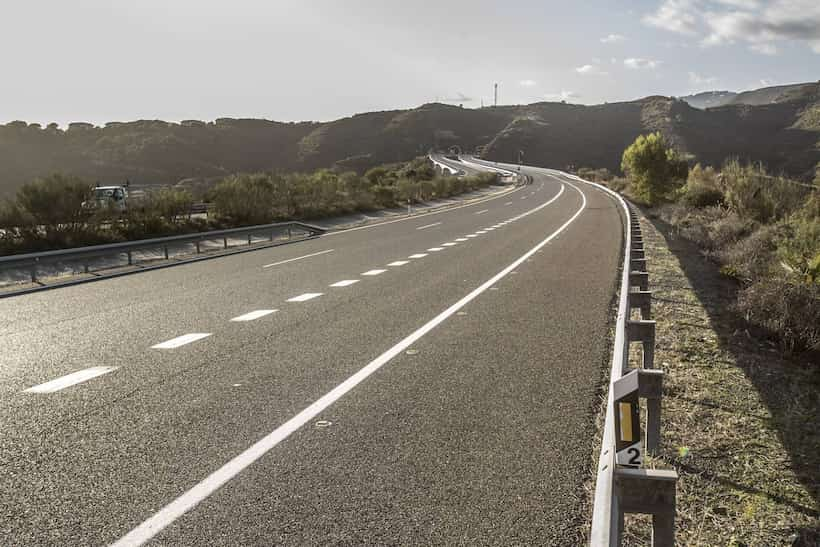 Cierran por mantenimiento carril de alta velocidad en la Autopista del Sol