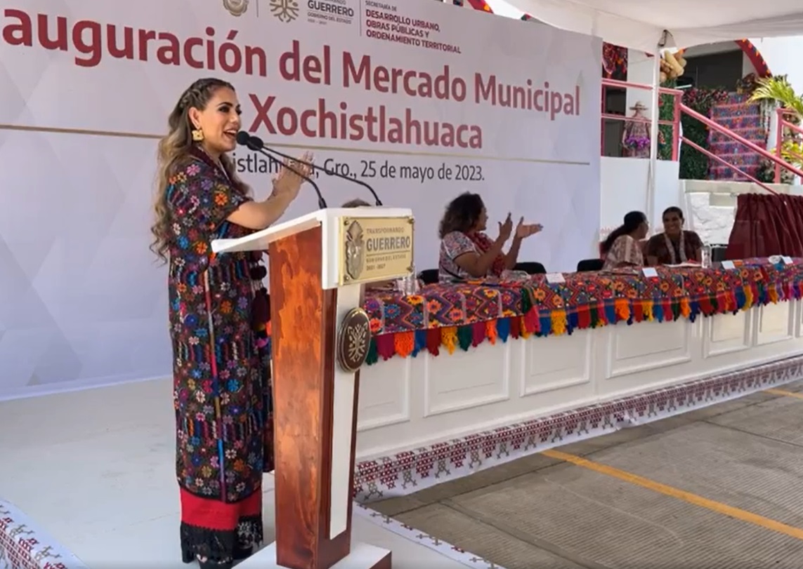 Inaugura Evelyn Salgado el nuevo Mercado Municipal de Xochistlahuaca