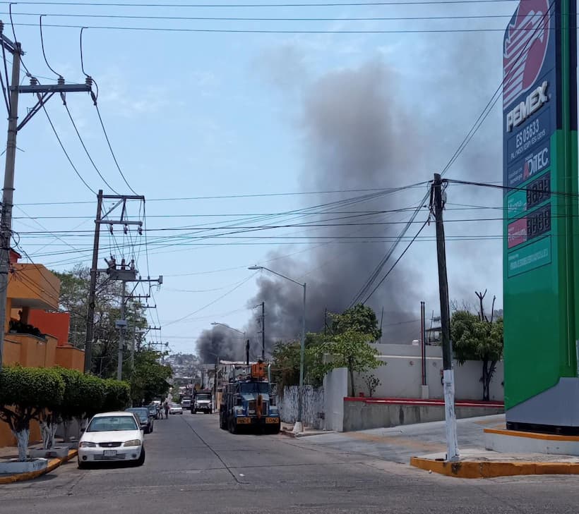 Se incendia vivienda en colonia Bellavista de Acapulco