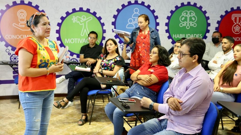 Comunicación Social de Guerrero se capacita en perspectiva de género