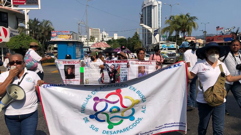 10 de Mayo: Marchan en Acapulco madres de desaparecidos